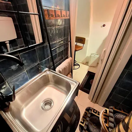 Lejlighed Tiny Studio, Rustic Style, Historic Center