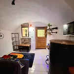 Tiny Studio, Rustic Style, Historic Center サンレモ