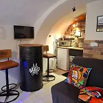 アパート Tiny Studio, Rustic Style, Historic Center サンレモ