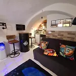 Tiny Studio, Rustic Style, Historic Center *