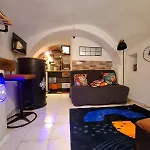 Tiny Studio, Rustic Style, Historic Center *