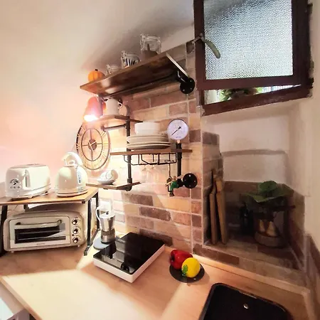 Appartement Tiny Studio, Rustic Style, Historic Center San Remo