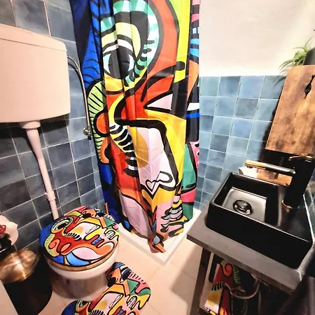 Tiny Studio, Rustic Style, Historic Center アパート *