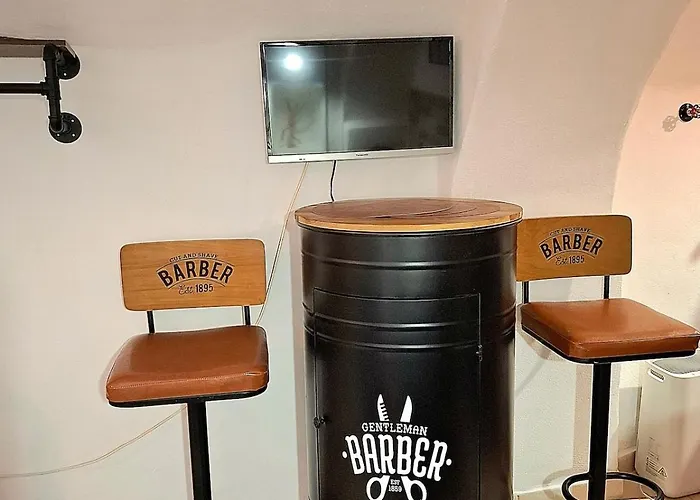 Apartman Tiny Studio, Rustic Style, Historic Center San Remo